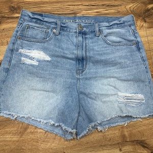 American eagle, mom jean shorts, size 12